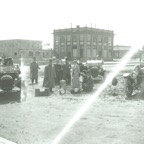 square2w.jpg